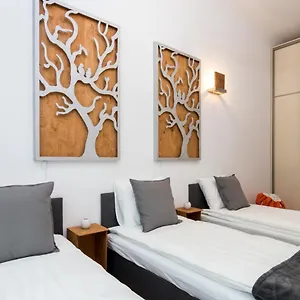Apartment Oasis By Cozyplace, Krakow